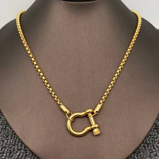 18K Gold Plated StainlessSteel Horseshoe Buckle Charm Necklace