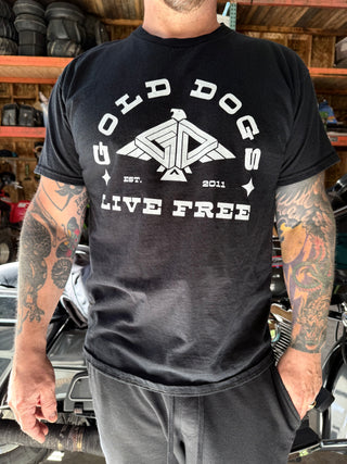 Gold Dogs Live Free T-shirt