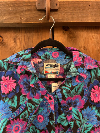 Vintage Men’s Wrangler Button Up Shirt Small
