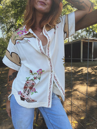 Mojave Linen Button Up Button Blouse