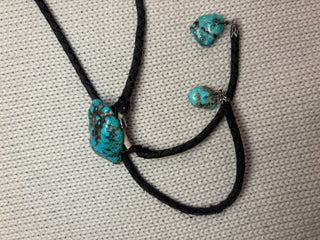 Natural Turquoise Stone Bolo Tie