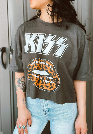 Chop Shop Kiss Animalize Cropped Tee